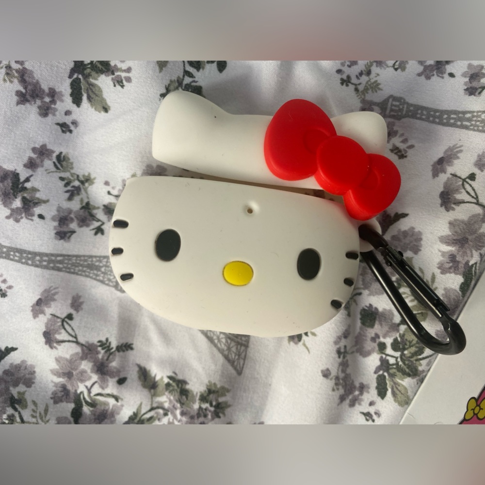 Hello Kitty White Silicone Case with Red Bow